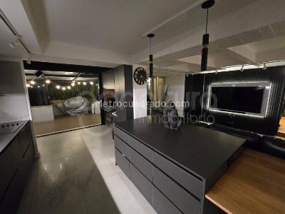 Apartamento de 3 alcobas en arriendo en Medellin, Medellín, 160 m² · foto 2 de 11