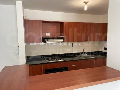 Apartamento de 3 alcobas en arriendo en Envigado, Envigado, 105 m² · foto 2 de 15