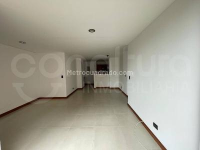 Apartamento de 3 alcobas en arriendo en Envigado, Envigado, 105 m² · foto 3 de 15