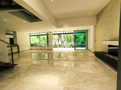 Casa de 3 alcobas en arriendo en Envigado, Envigado, 338 m² · foto 6 de 15