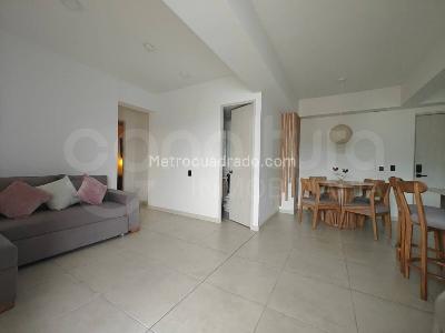 Apartamento de 2 alcobas en arriendo en Envigado, Envigado, 70 m² · foto 3 de 15