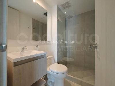 Apartamento de 2 alcobas en arriendo en Envigado, Envigado, 70 m² · foto 8 de 15
