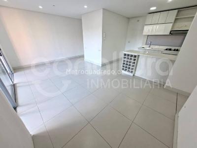 Apartamento de 2 alcobas en arriendo en Envigado, Envigado, 86 m² · foto 3 de 14