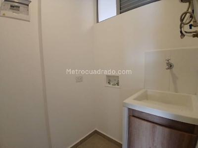 Apartamento de 2 alcobas en arriendo en Medellin, Medellín, 70 m² · foto 9 de 9