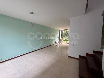 Casa de 3 alcobas en arriendo en Envigado, Envigado, 120 m² · foto 4 de 14