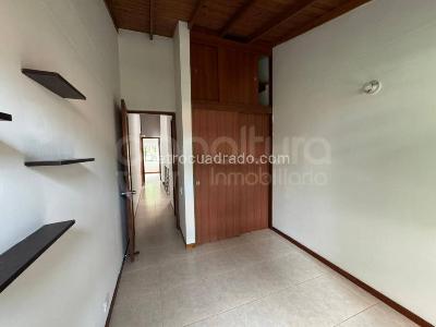 Casa de 3 alcobas en arriendo en Envigado, Envigado, 120 m² · foto 9 de 14