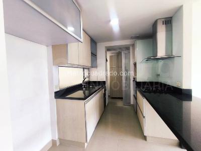 Apartamento de 3 alcobas en arriendo en Medellin, Medellín, 120 m² · foto 3 de 15