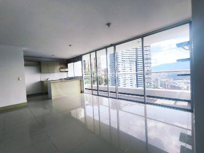 Apartamento de 3 alcobas en arriendo en Medellin, Medellín, 85 m² · foto 3 de 15