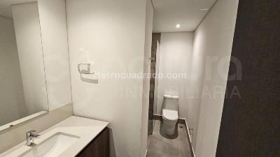Apartamento de 3 alcobas en arriendo en Medellin, Medellín, 175 m² · foto 14 de 15