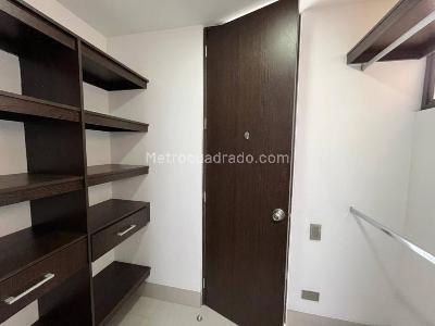 Apartamento de 2 alcobas en arriendo en Medellin, Medellín, 72 m² · foto 10 de 15