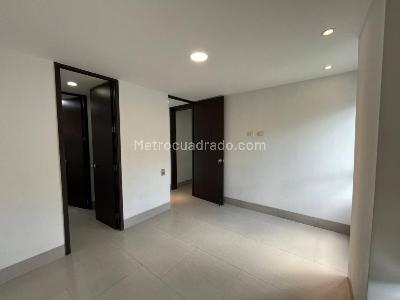 Apartamento de 2 alcobas en arriendo en Medellin, Medellín, 72 m² · foto 7 de 15