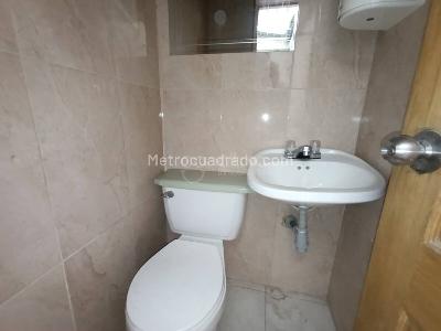Casa de 5 alcobas en arriendo en Medellin, Medellín, 350 m² · foto 14 de 15