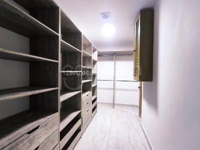 Apartamento de 3 alcobas en arriendo en Medellin, Medellín, 186 m² · foto 5 de 15