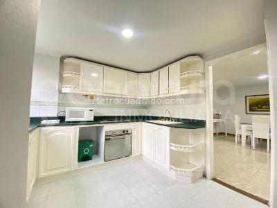 Apartamento de 3 alcobas en arriendo en Medellin, Medellín, 180 m² · foto 1 de 11