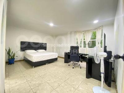 Apartamento de 3 alcobas en arriendo en Medellin, Medellín, 180 m² · foto 7 de 11