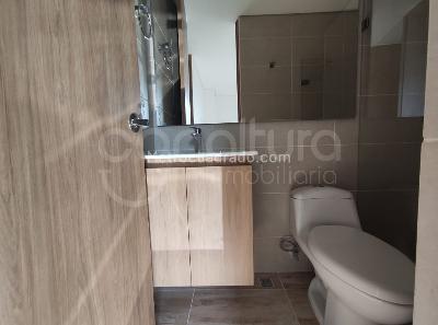 Apartamento de 3 alcobas en arriendo en Envigado, Envigado, 160 m² · foto 8 de 15