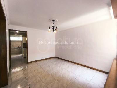 Casa de 3 alcobas en arriendo en Medellin, Medellín, 214 m² · foto 6 de 15