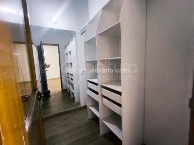 Casa de 3 alcobas en arriendo en Medellin, Medellín, 214 m² · foto 9 de 15