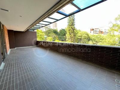Apartaestudio en arriendo en Medellin, Medellín, 97 m² · foto 6 de 12