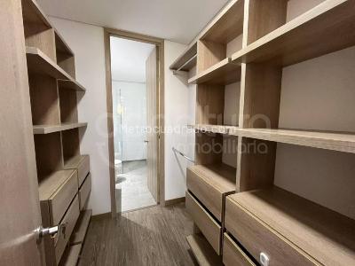 Apartaestudio en arriendo en Medellin, Medellín, 97 m² · foto 8 de 12