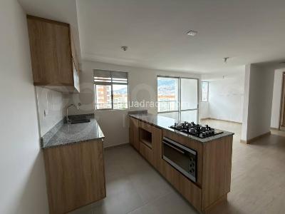 Apartamento de 2 alcobas en arriendo en Medellin, Medellín, 68 m² · foto 3 de 15