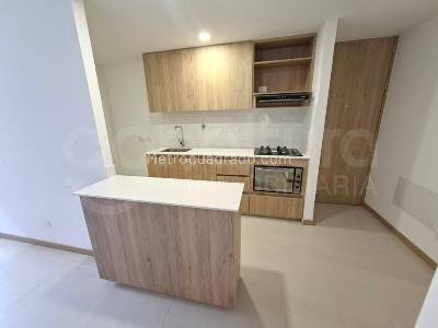 Apartamento de 3 alcobas en arriendo en Envigado, Envigado, 62 m² · foto 2 de 15