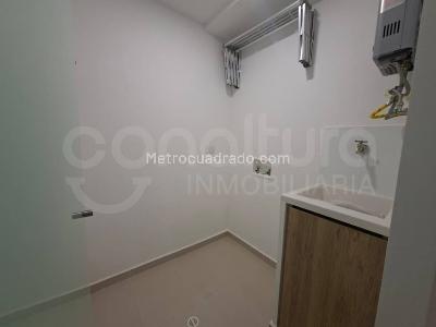 Apartamento de 3 alcobas en arriendo en Envigado, Envigado, 62 m² · foto 4 de 15