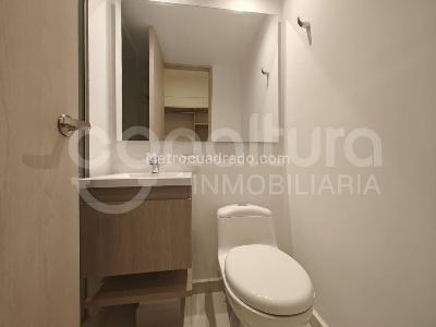 Apartamento de 2 alcobas en arriendo en Envigado, Envigado, 70 m² · foto 11 de 15