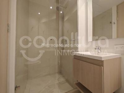 Apartamento de 2 alcobas en arriendo en Envigado, Envigado, 70 m² · foto 8 de 15