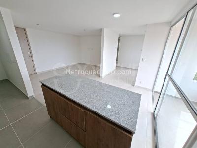Apartamento de 2 alcobas en arriendo en Envigado, Envigado, 75 m² · foto 3 de 15
