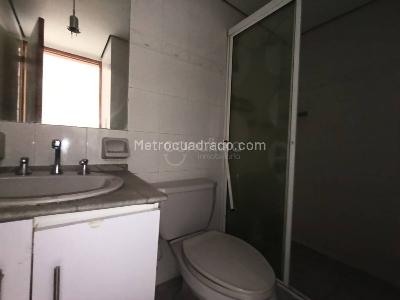 Apartamento de 2 alcobas en arriendo en Medellin, Medellín, 65 m² · foto 10 de 12