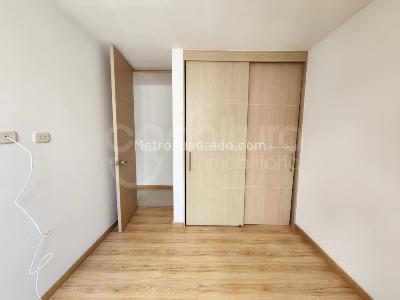 Apartamento de 3 alcobas en arriendo en Medellin, Medellín, 75 m² · foto 8 de 11