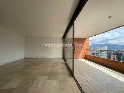 Apartamento de 2 alcobas en arriendo en Medellin, Medellín, 190 m² · foto 10 de 15