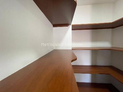 Apartamento de 2 alcobas en arriendo en Medellin, Medellín, 190 m² · foto 14 de 15
