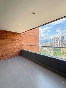 Apartamento de 3 alcobas en arriendo en Medellin, Medellín, 117 m² · foto 14 de 14