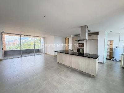 Apartamento de 3 alcobas en arriendo en Medellin, Medellín, 117 m² · foto 3 de 14
