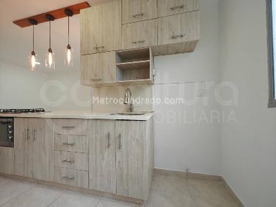 Apartamento de 3 alcobas en arriendo en Envigado, Envigado, 67 m² · foto 1 de 15