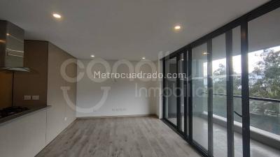Apartamento de 2 alcobas en arriendo en Medellin, Medellín, 102 m² · foto 8 de 15