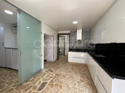 Apartamento de 3 alcobas en arriendo en Medellin, Medellín, 145 m² · foto 3 de 15