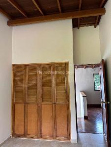 Casa de 4 alcobas en arriendo en Medellin, Medellín, 280 m² · foto 9 de 15