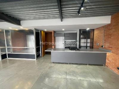 Apartaestudio en arriendo en Medellin, Medellín, 125 m² · foto 3 de 9