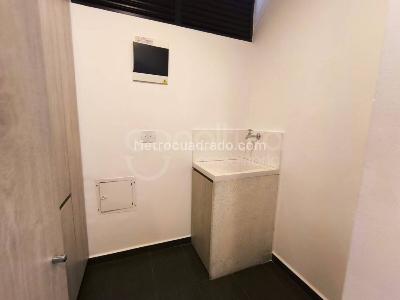 Apartamento de 2 alcobas en arriendo en Medellin, Medellín, 75 m² · foto 12 de 14