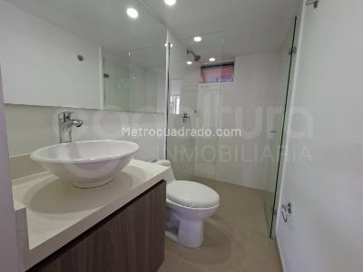 Apartamento de 2 alcobas en arriendo en Envigado, Envigado, 95 m² · foto 10 de 15
