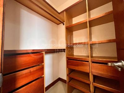 Apartamento de 3 alcobas en arriendo en Medellin, Medellín, 200 m² · foto 11 de 15