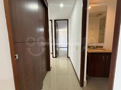 Apartamento de 3 alcobas en arriendo en Medellin, Medellín, 85 m² · foto 12 de 15