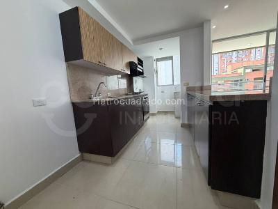 Apartamento de 3 alcobas en arriendo en Medellin, Medellín, 85 m² · foto 3 de 15