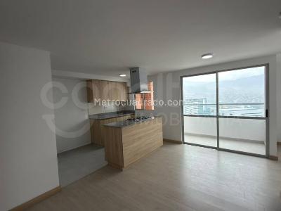 Apartamento de 2 alcobas en arriendo en Medellin, Medellín, 68 m² · foto 2 de 15