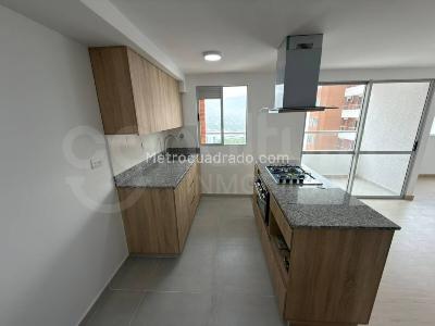 Apartamento de 2 alcobas en arriendo en Medellin, Medellín, 68 m² · foto 3 de 15