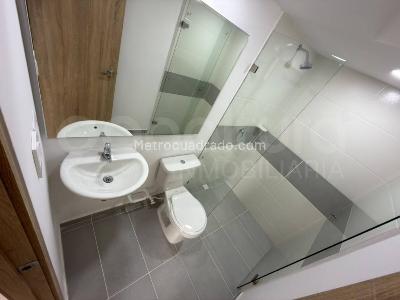 Apartamento de 2 alcobas en arriendo en Medellin, Medellín, 68 m² · foto 9 de 15