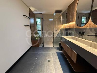 Casa de 3 alcobas en arriendo en Envigado, Envigado, 240 m² · foto 7 de 15